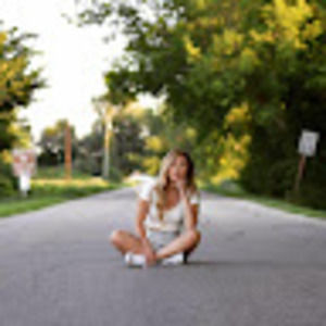 Meet your Posher, Phanyia